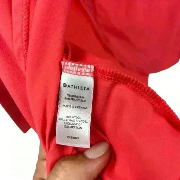 Athleta Sunlover UPF 50+Tulip Back Top Long Sleeve Crew Neck Top Pink Size S - Picture 7 of 15